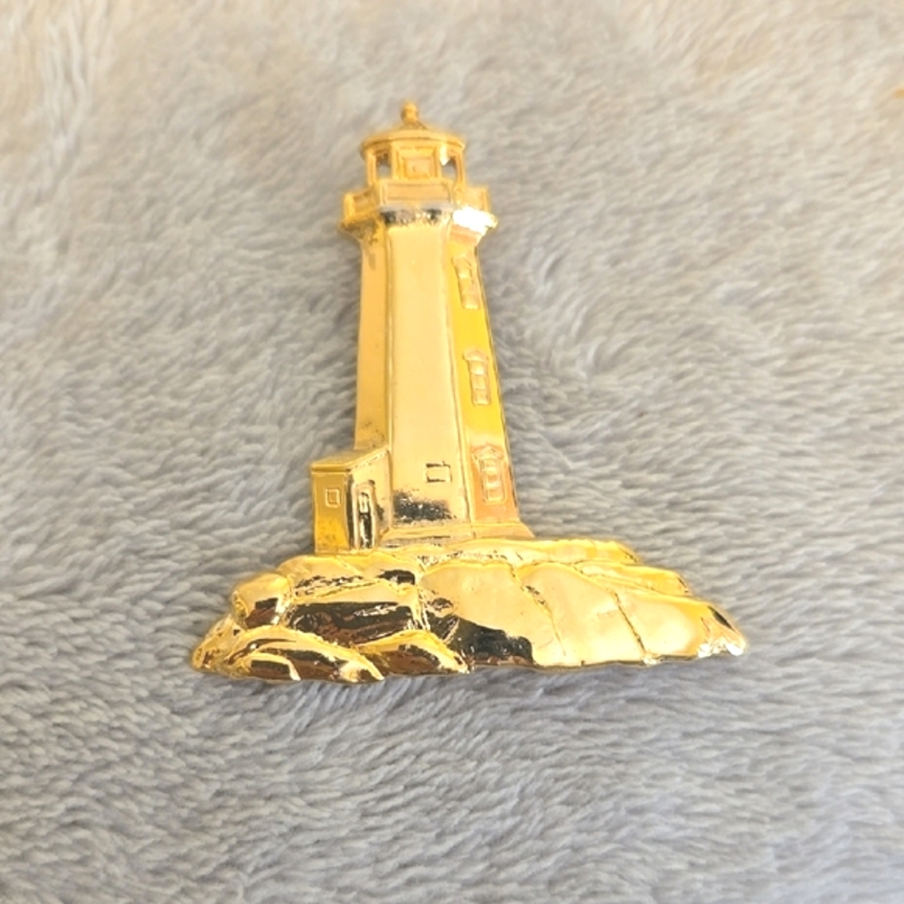 #131 Gold Lighthouse Brooch